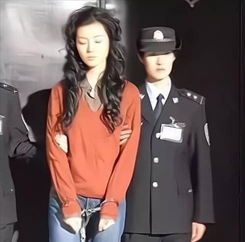 原创美女死刑犯毕丽梅被执行枪决后意外复活该补枪还是该赦免