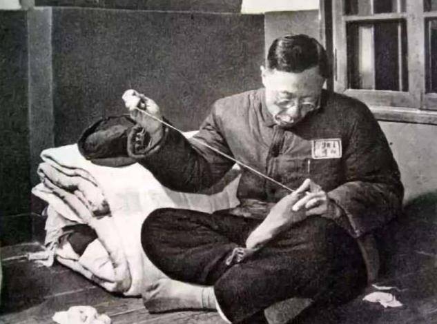 原创奶奶是慈禧伯父是光绪溥仪是他哥家底实力雄厚却低调一生