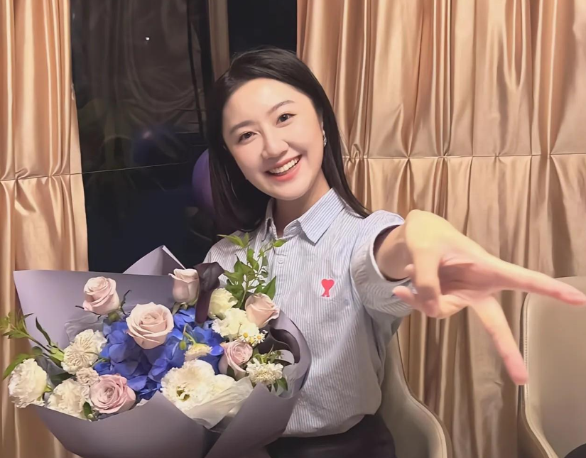 点读机女孩高君雨被爆出造假手术去年已做妈妈收10000慰问金