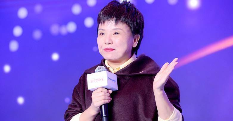 浙江女首富何巧女身价300亿赴美豪捐96亿却在国内欠债200亿