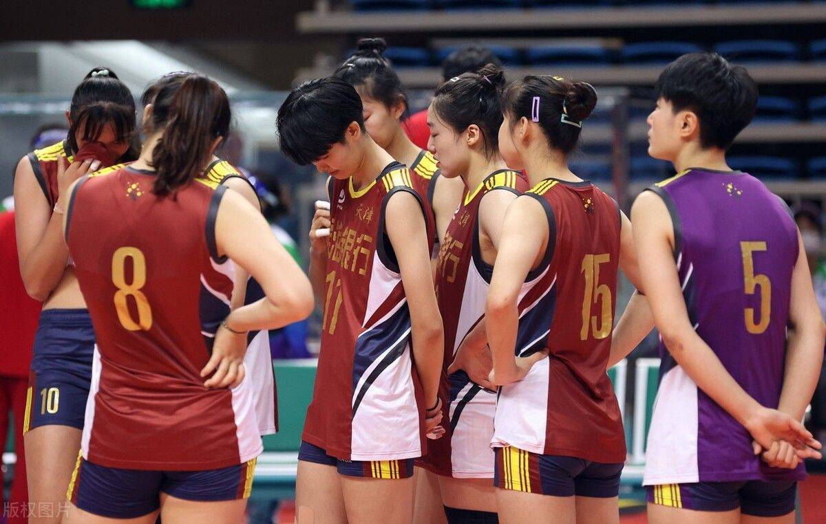 天津女排放弃冠军赛,六名新援入队,王宝泉带队赴美拉练_比赛_球员_因