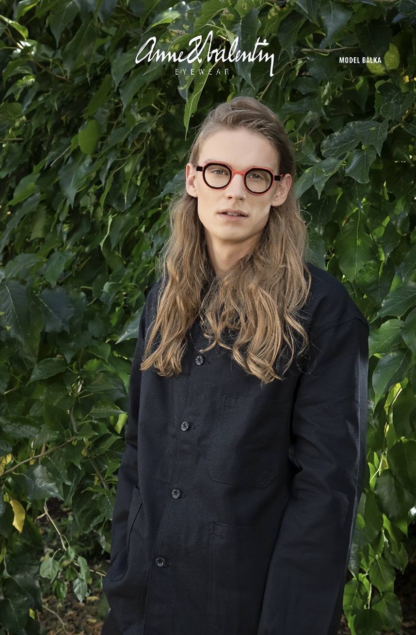 anne & valentin厌倦一成不变,专注于设计本身,以大胆而色彩缤纷的