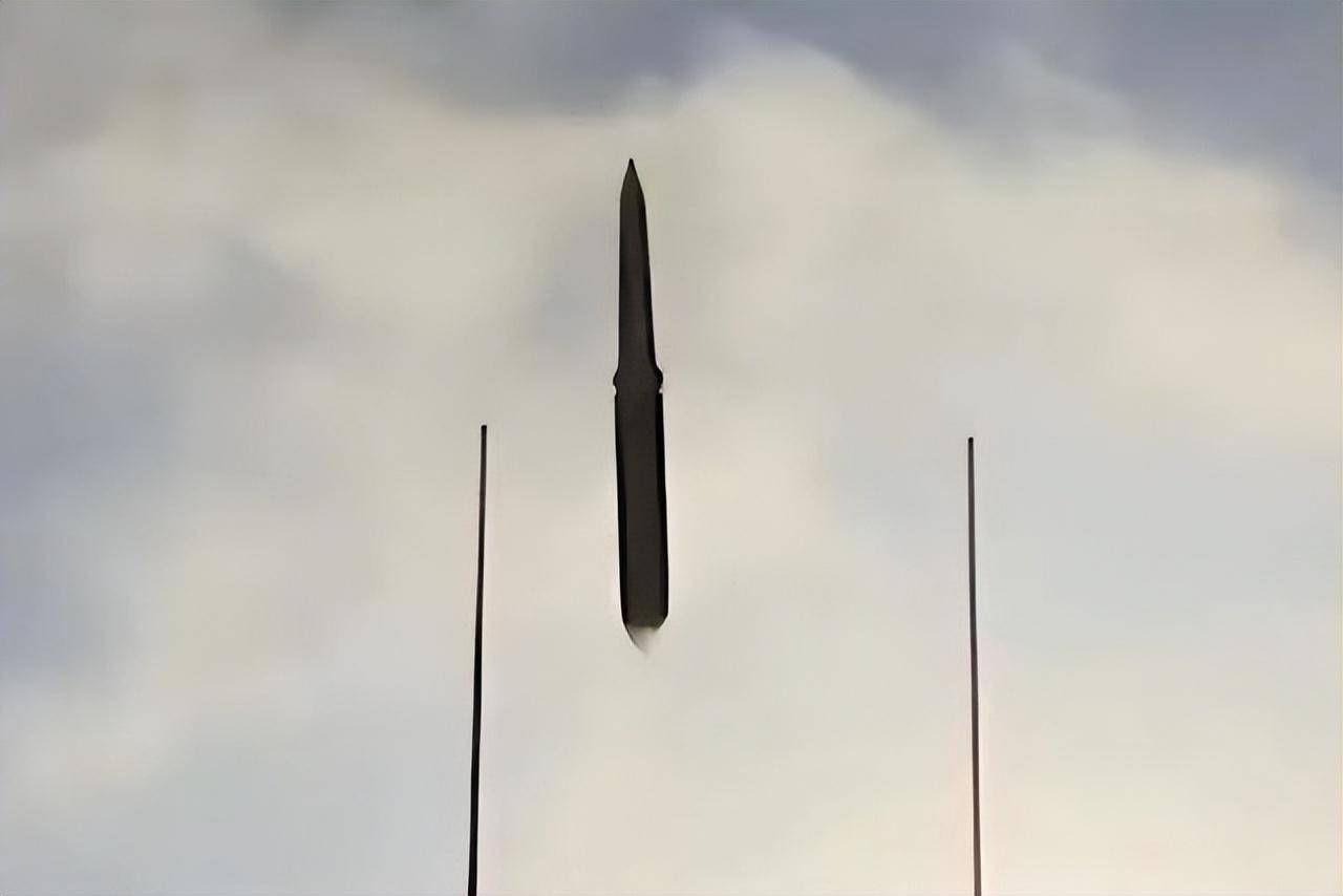 胡塞武装可给中国打个样拥有8马赫高超弹美军不一定拦得住