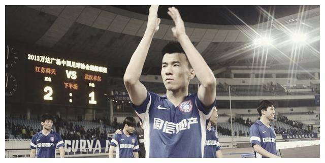 原创束昱辉豪掷6600万挖角孙可转会闹剧孙可遭拒无缘回江苏