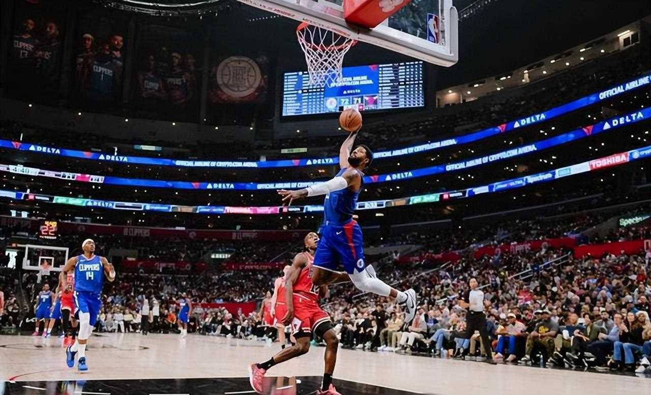 原创哈登3双创纪录成历史第2人快船逆转公牛创神迹小卡乔治41