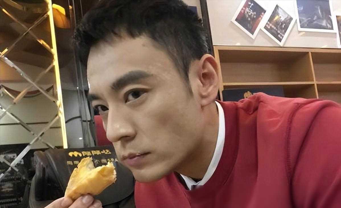 原创他娶过郝蕾爱过王珞丹负了殷桃没想到38岁时娶了小11岁