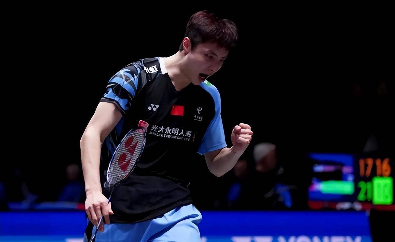 何济霆任翔宇不敌日本一双,陈雨菲出局,石宇奇退赛_羽毛球_组合_比赛