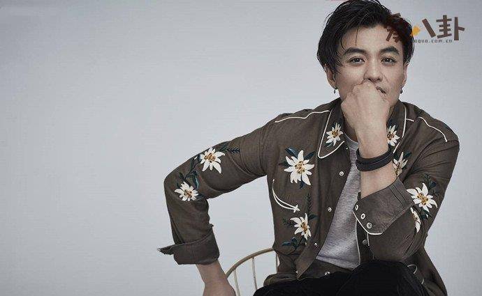 原创周一围奶茶事件起底周一围有过几段婚姻前女友有谁呢