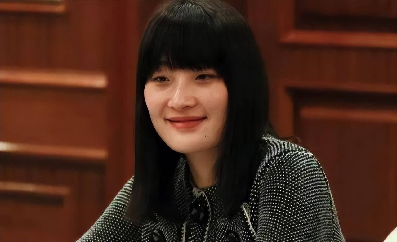 宗馥莉被低估了,她不止是宗庆后女儿,她的宏胜饮料营收已超百亿