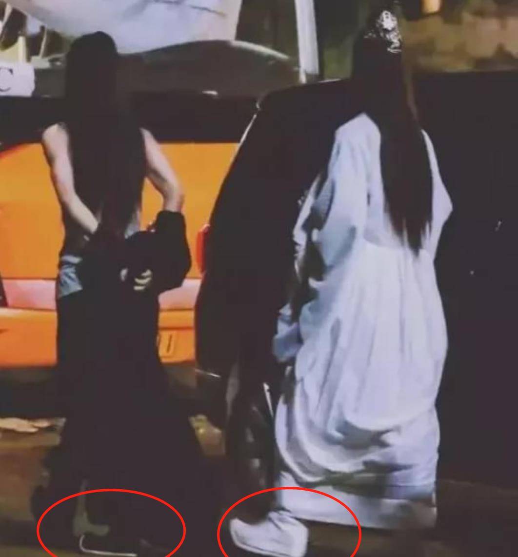 原剧中,两人的角色设定是王一博比肖战要更高一点.