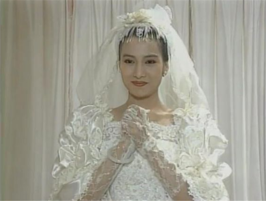 在这部剧后又陆续参演了《黄飞鸿与十三姨》《人面桃花》《财神爷报道