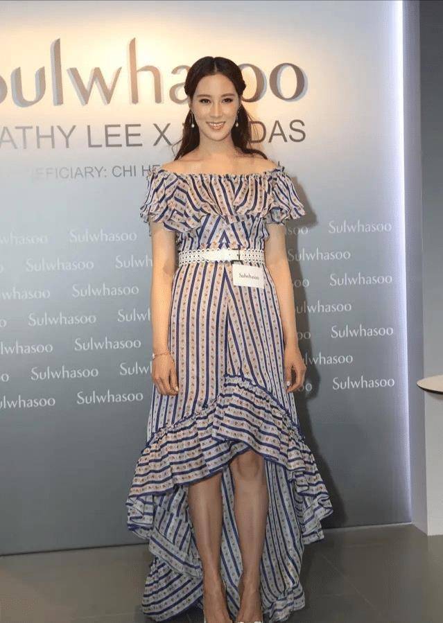 原创阔太徐子淇越穿越大胆虽有尤物身材但肌肉腿太毁豪门气质