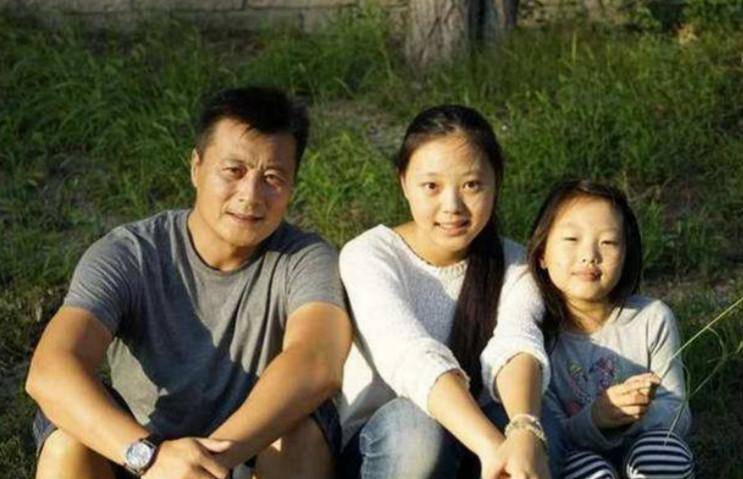 作为生活中的好丈夫,黄蕾对他的死心塌地无不证明了任程伟的优秀,希望