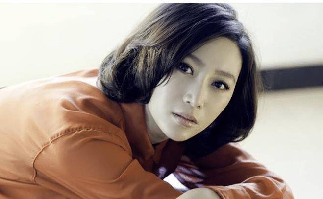 虽然一直不温不火,但是一个认真的演员,不断地突破各种角色_明星_时候