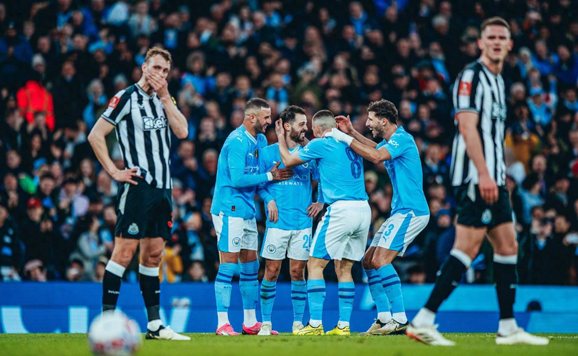 足总杯曼城2球零封纽卡晋级,b席双响哈兰德哑火,纽卡另类助攻_比赛