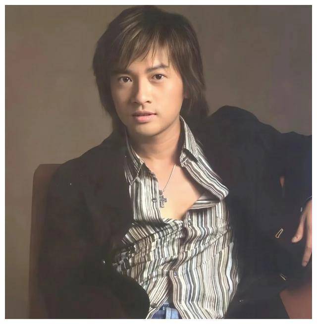 不老男神苏有朋,有颜值,有演技,做个单身贵族挺好!