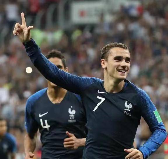 原创全力出击高卢雄鸡身价13亿却存两致命短板欧洲杯夺冠难意料