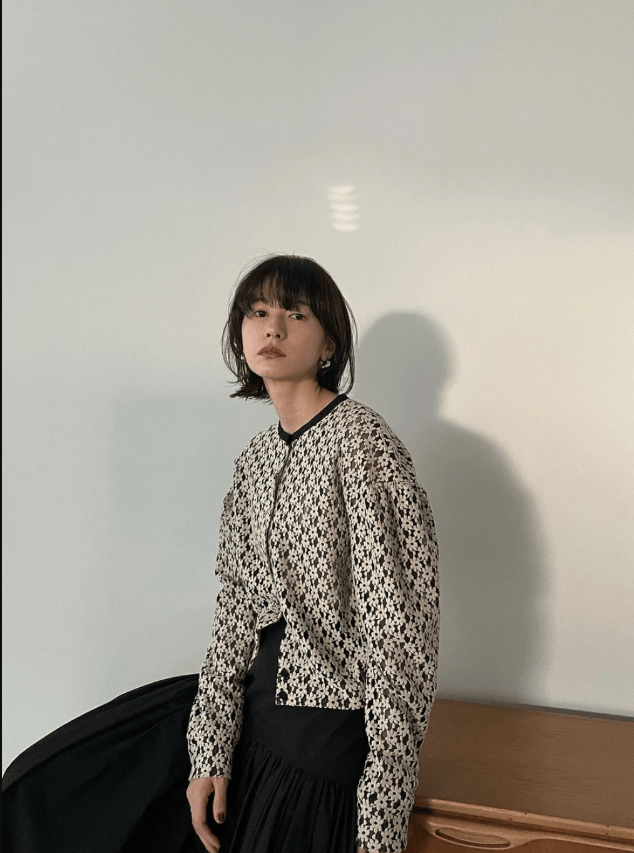 ins时尚博主ena1123极简色系 时髦都市感穿搭风格