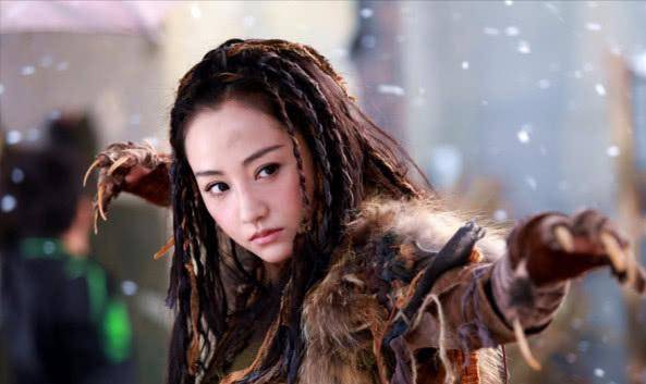 乞丐抬头后,陈银莲愣住了,竟然是姐姐.