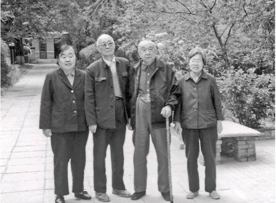 原创他俩带队化装国军搞侦查民团笑脸相迎送四千斤粮食不要嫌少