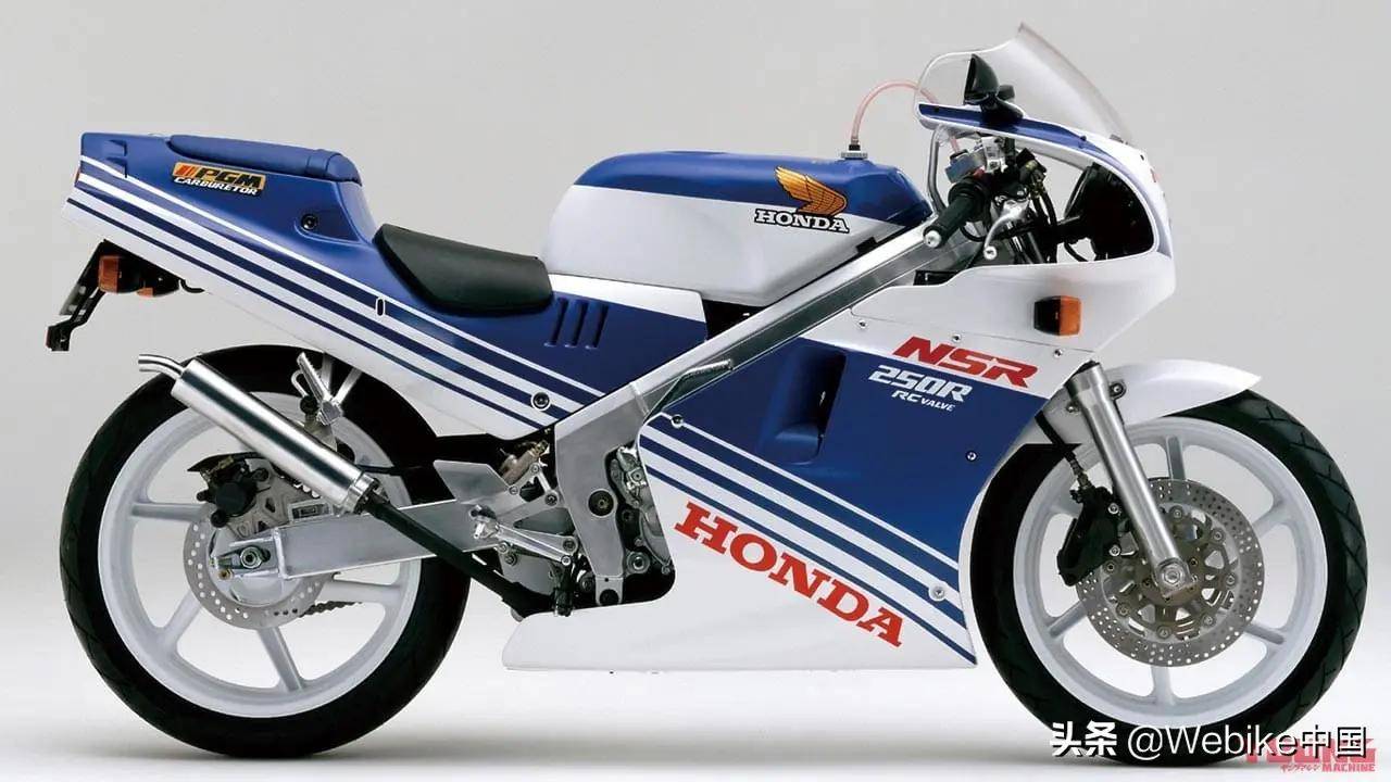 透过改良发动机控制系统=pgm等,同时兼顾了容易操纵及快速的特性,1989