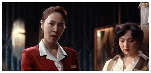 开业第1天领班就被辞退,其中1个原因就是她太"响"了_李李_敏敏_凤凰