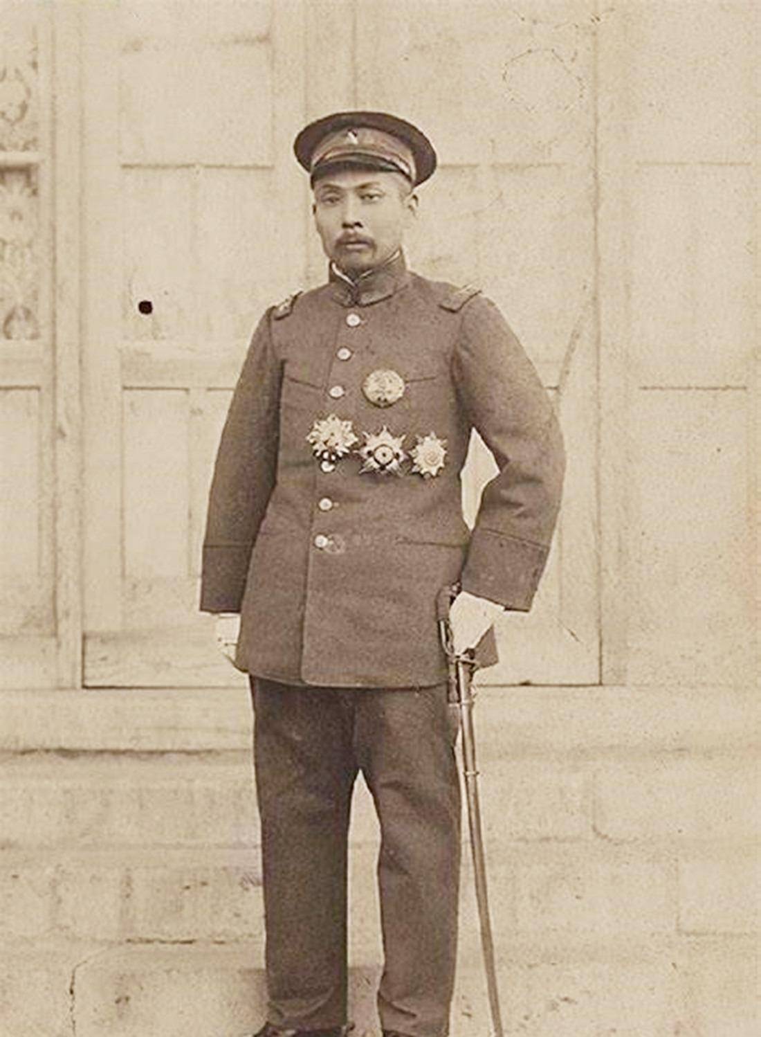 吴佩孚50岁整寿罢宴,51却大摆筵席,并非敛财,而是试探人心_曹锟_奉系