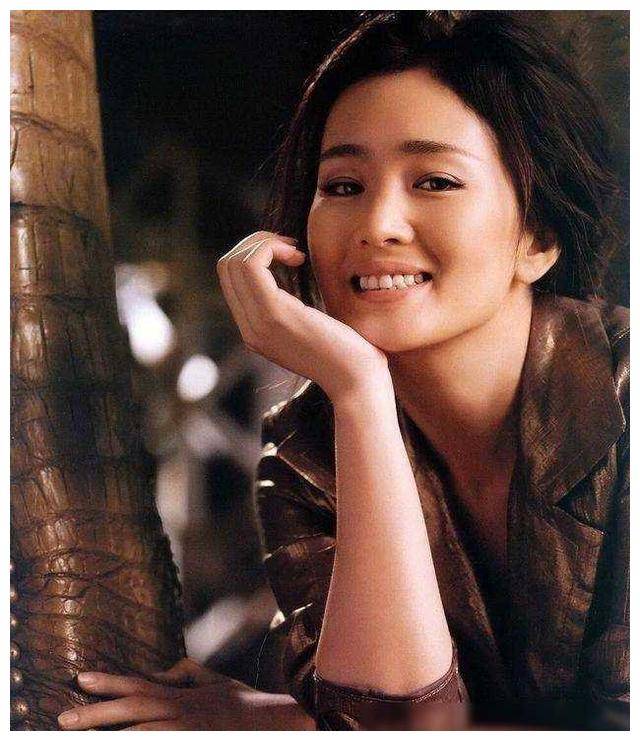 巩俐拍摄红高粱男友学校闯剧组场面一波三折