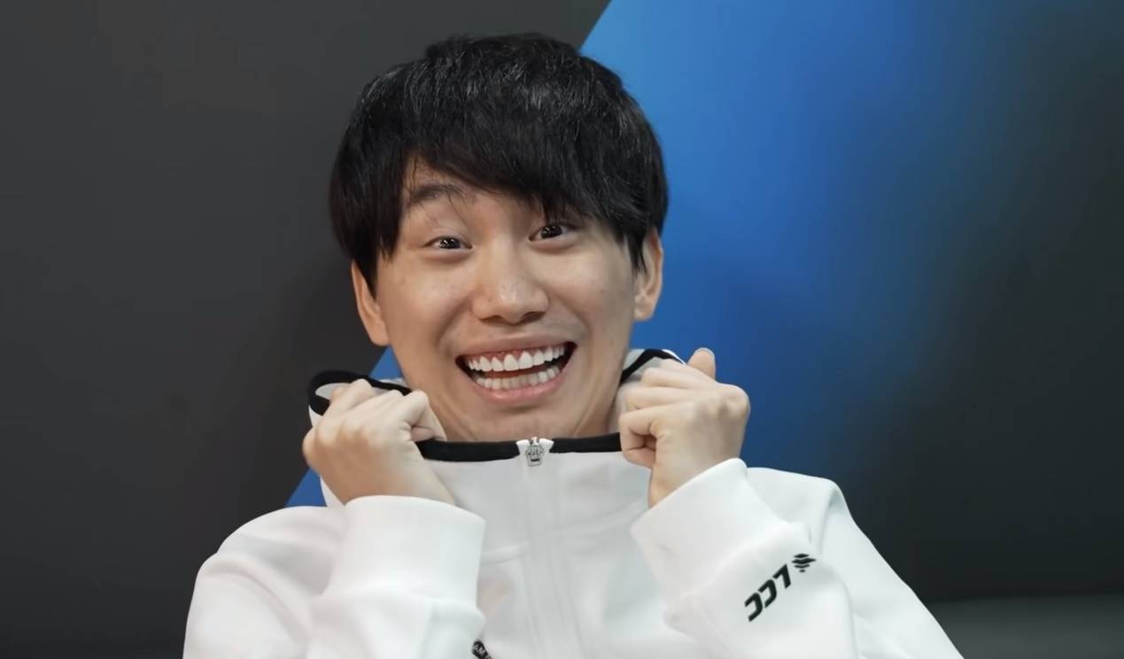 原创lpl离奇事件theshy力挺宁王亲自整治毒唯粉与doinb截然不同