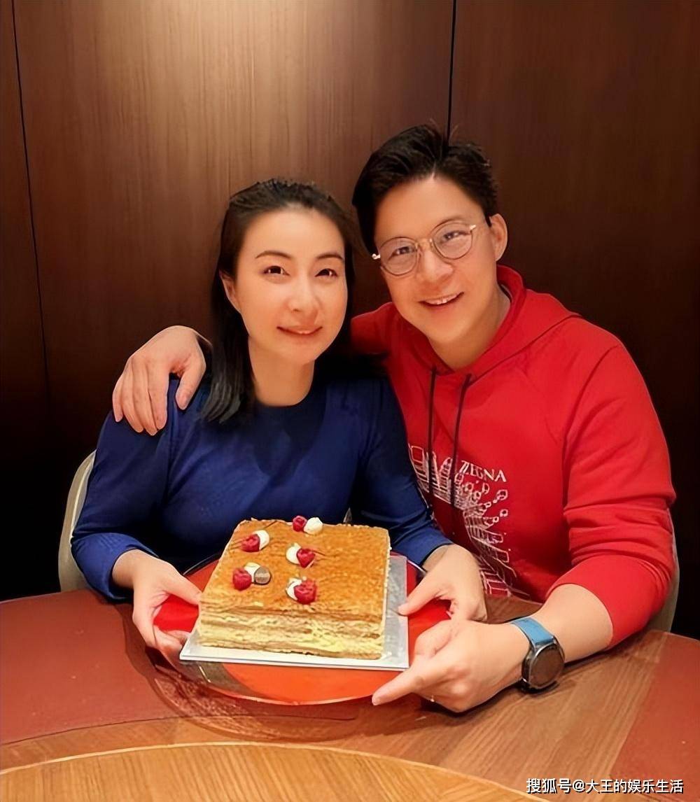 霍启刚:因失去3千亿继承权,遭前任抛弃,郭晶晶为啥甘愿接受他