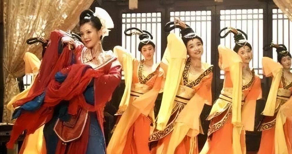 赵飞燕温柔乡有多厉害让汉成帝乐死其中直接导致王莽篡汉