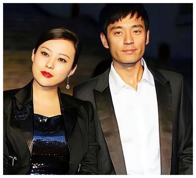演员郝蕾告别刘烨独自带两子两次婚离轨迹揭秘