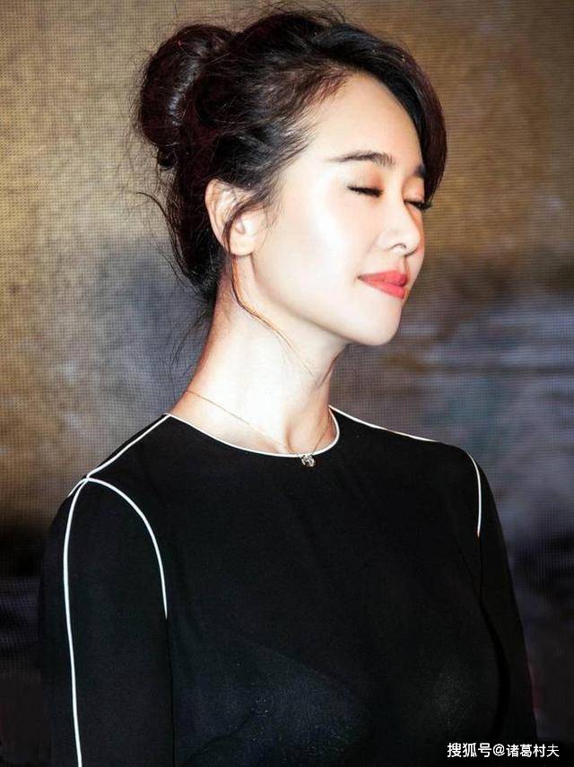 左小青这尤物身材,太性感了吧!_魅力_事业_发展