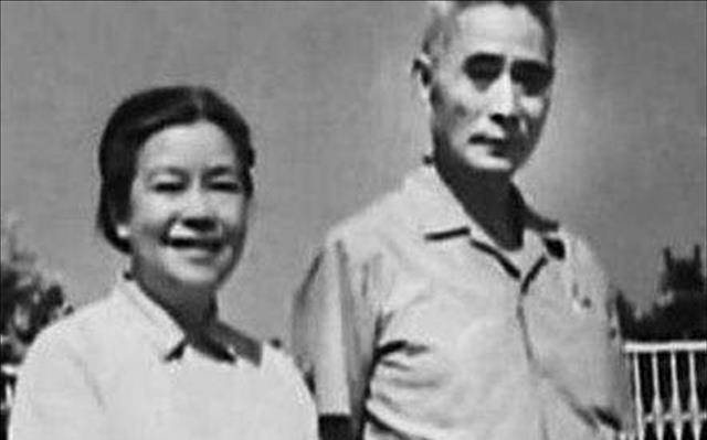 尽管后来台湾方面还为黄维举办了葬礼,但蔡若曙始终不愿意相信丈夫