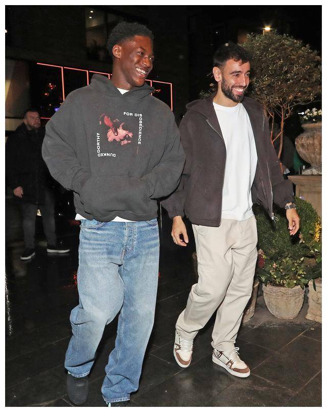 原创曼联新帝星迎战欧洲杯索帅解释未选卡洛斯红魔未来变数