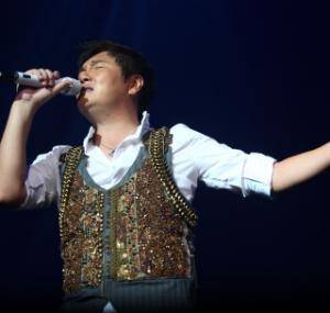 原创孙楠曾苦恋买红妹多年却转身求爱三婚的潘蔚背后经历了什么