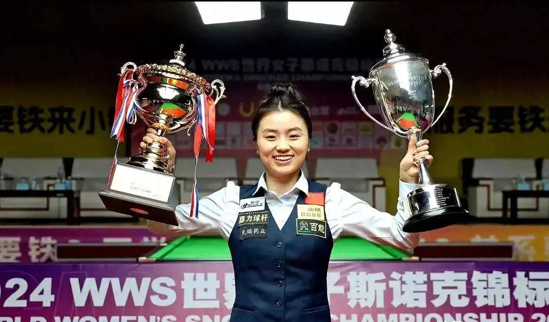 白玉露2003年出生于陕西渭南,2012年开始台球生涯.