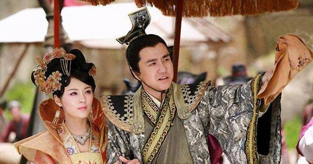 这让宇文达的原配很生气,发起了老公争夺战.