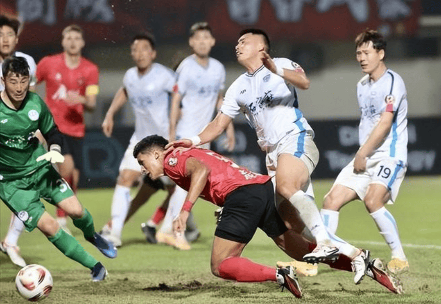 原创92分钟绝杀31广州队狂飙2024首胜21岁神锋2分钟2球大冷门