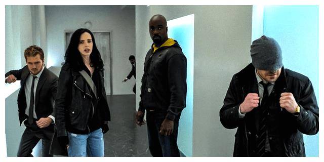 杰西卡·琼斯,卢克·凯奇和铁拳聚集在一起,拯救纽约的故事简直燃爆了