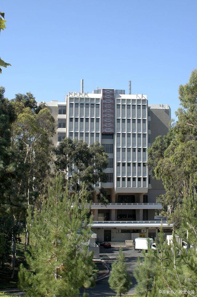 新加坡国立大学商学院成立于1965年,为亚洲及全世界的企业高级管理