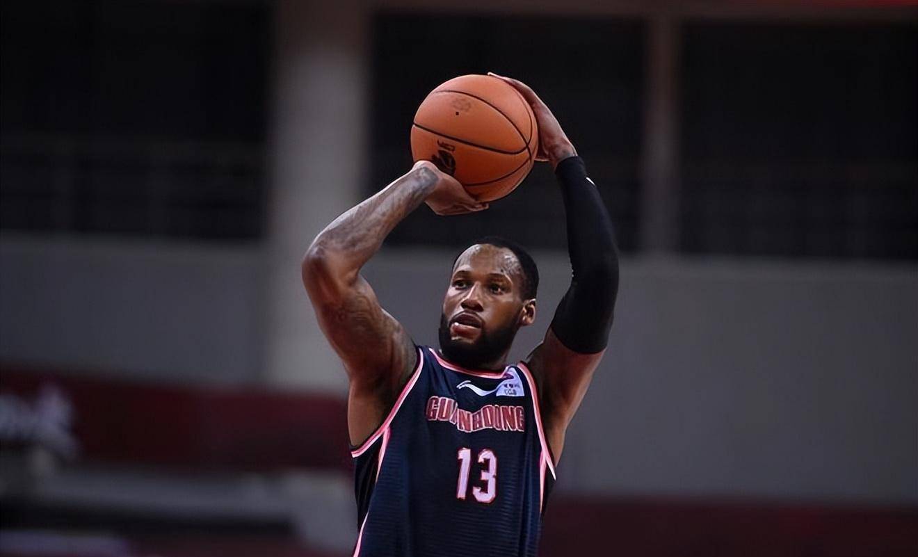 也许只有宏远才适合威姆斯_广东队_外援_状态