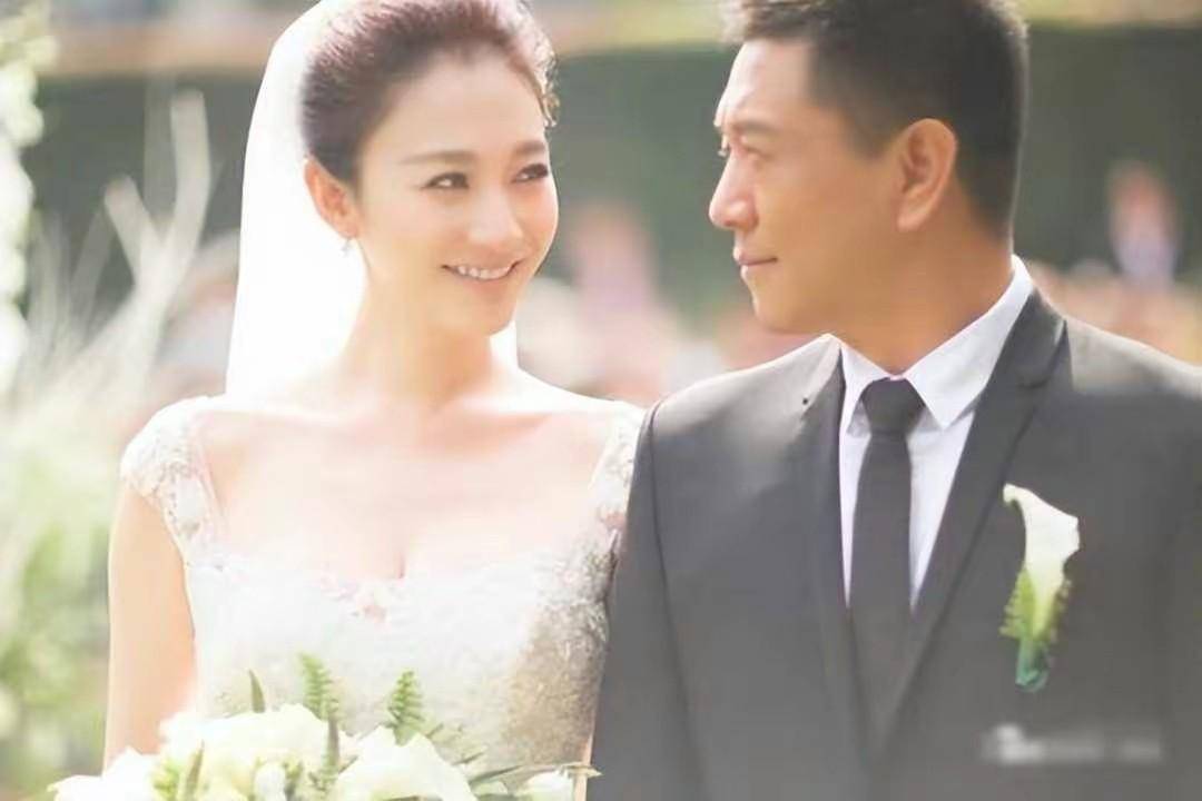 原创47的人间尤物李小冉感情经历挫折后最终收获爱情