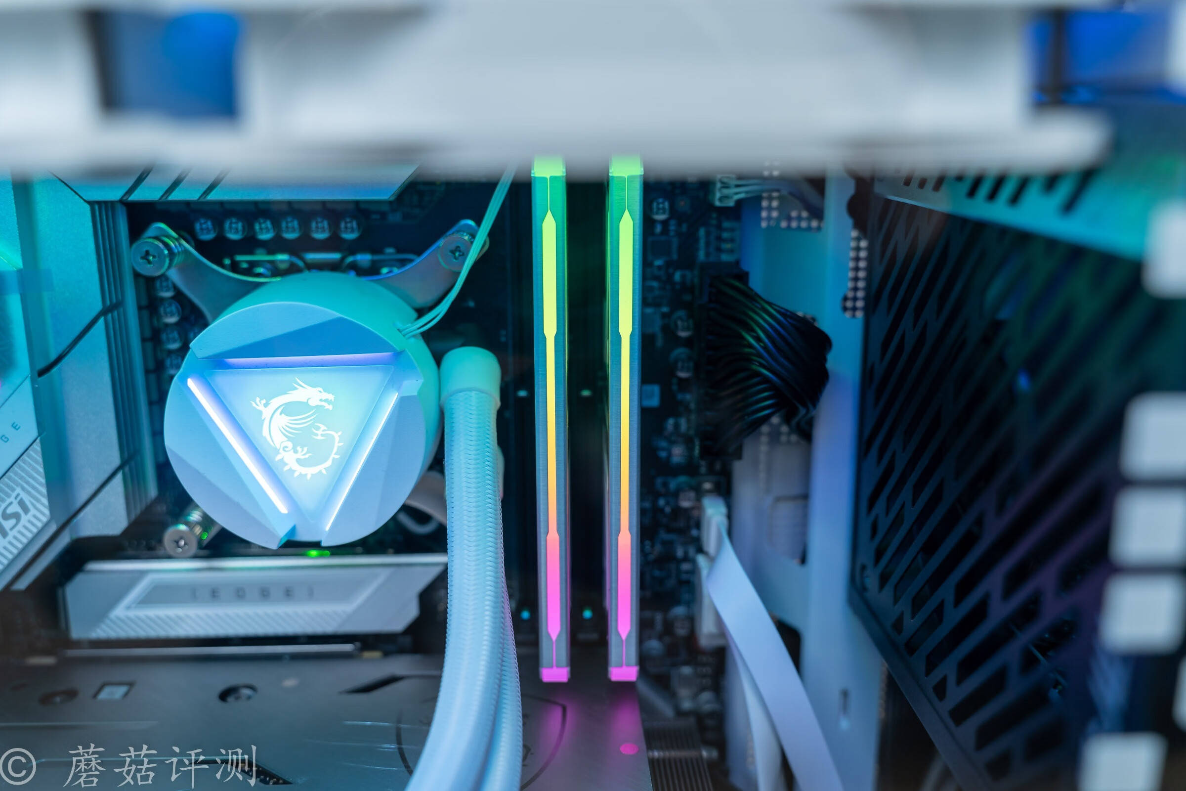 原创小巧精致结构紧凑细节设计感十足乔思伯z20标准版可手提紧凑机箱