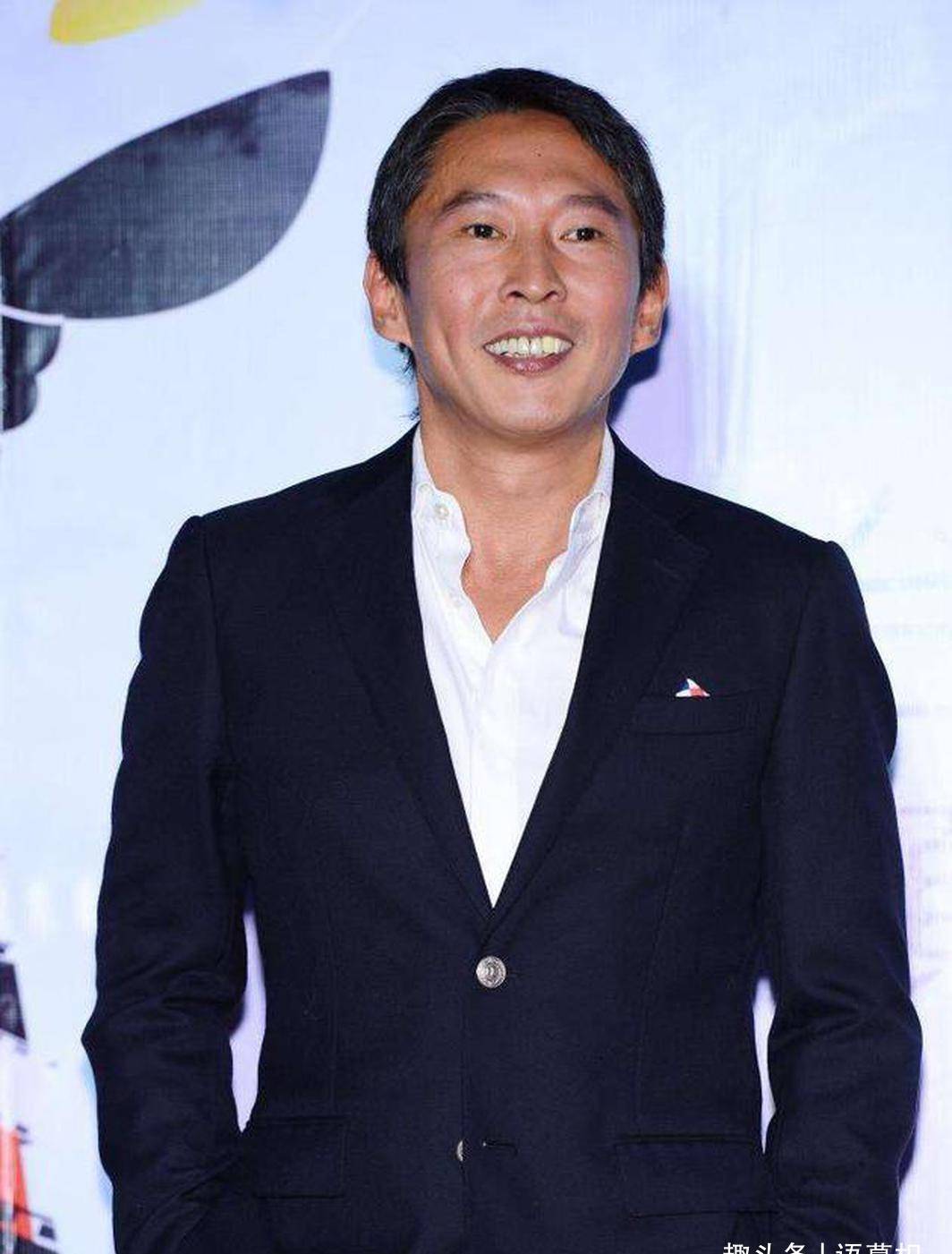 他是《春光灿烂猪八戒》中的北海龙王,如今的他现状如何_钮承泽_因为