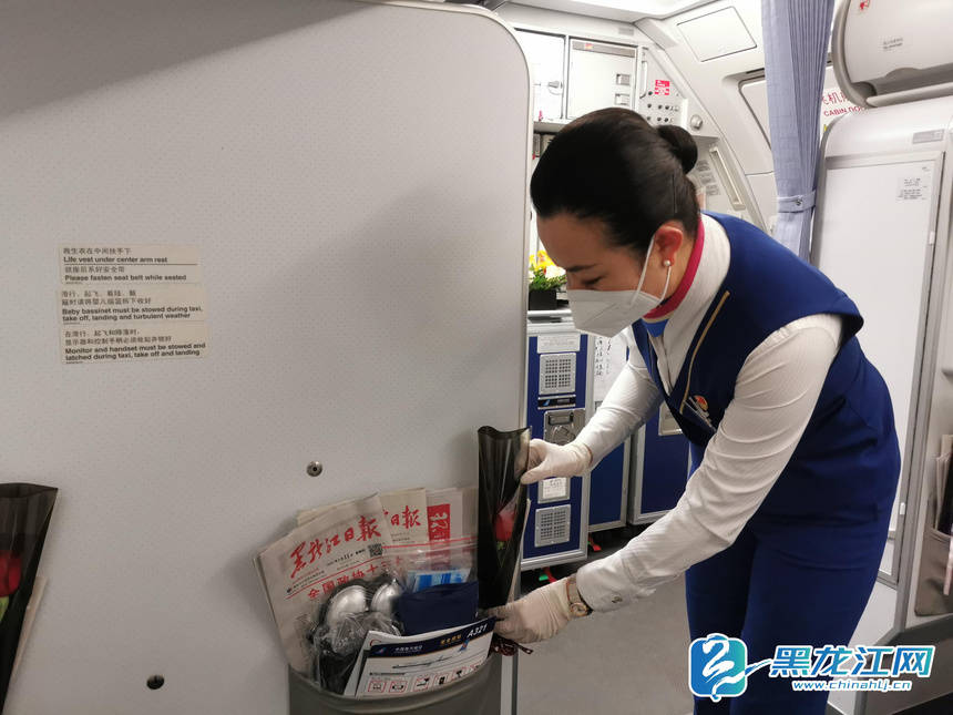 致敬了不起的她丨热情坚韧让她如此美丽走近南航空姐王莹