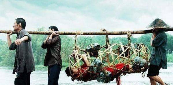 原创广东深潭发现10余具骸骨被铁链捆绑专家竟有此私刑