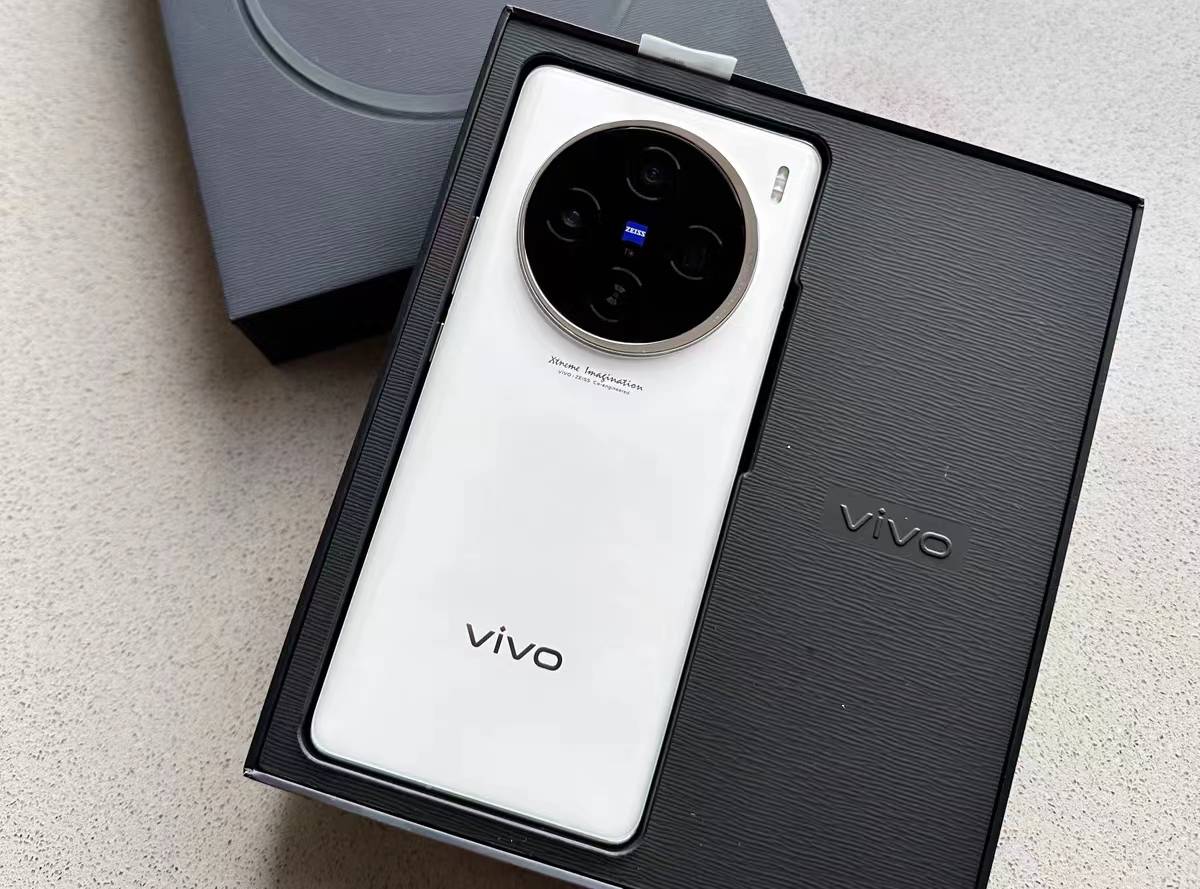 vivo x100搭载天玑9300与索尼imx920,仅3578元!_手机_屏幕_同价位