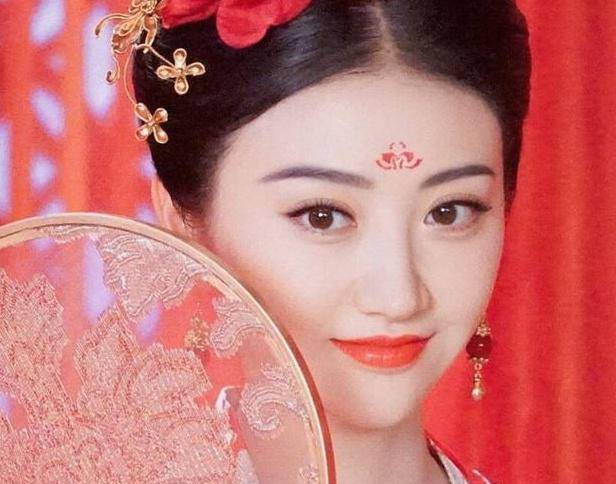 原创中国历史上存在的贵妇口红古代的男子喜欢当做这个用途