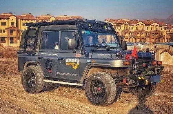 从最早的军用到民用,再到现在越野爱好者的必备,很多国人对北京212都